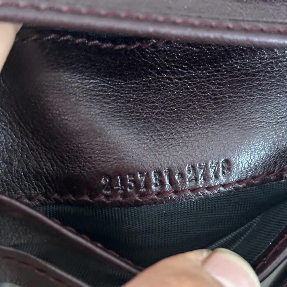 Gucci Compact GG Wallet - Picture 6 of 10